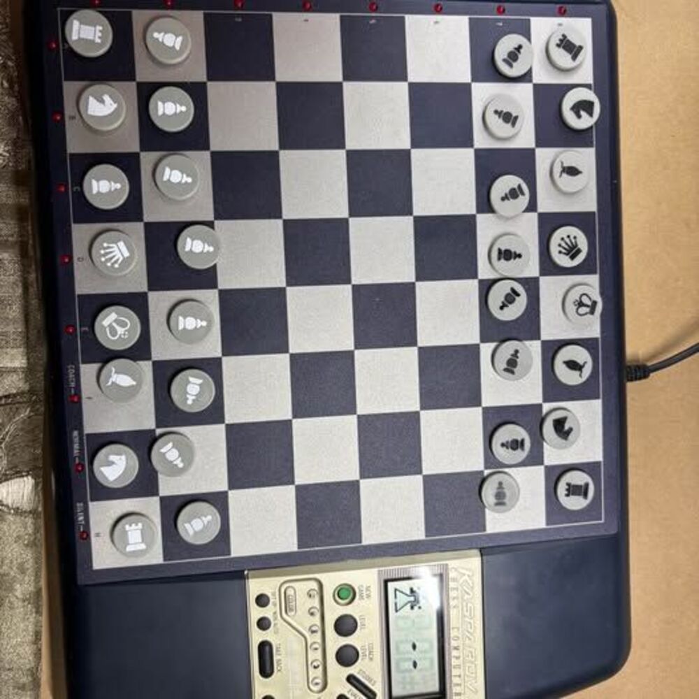 Saitek Kasparov Olympiad Electronic Chess Computer Set w/ Box & Adapter